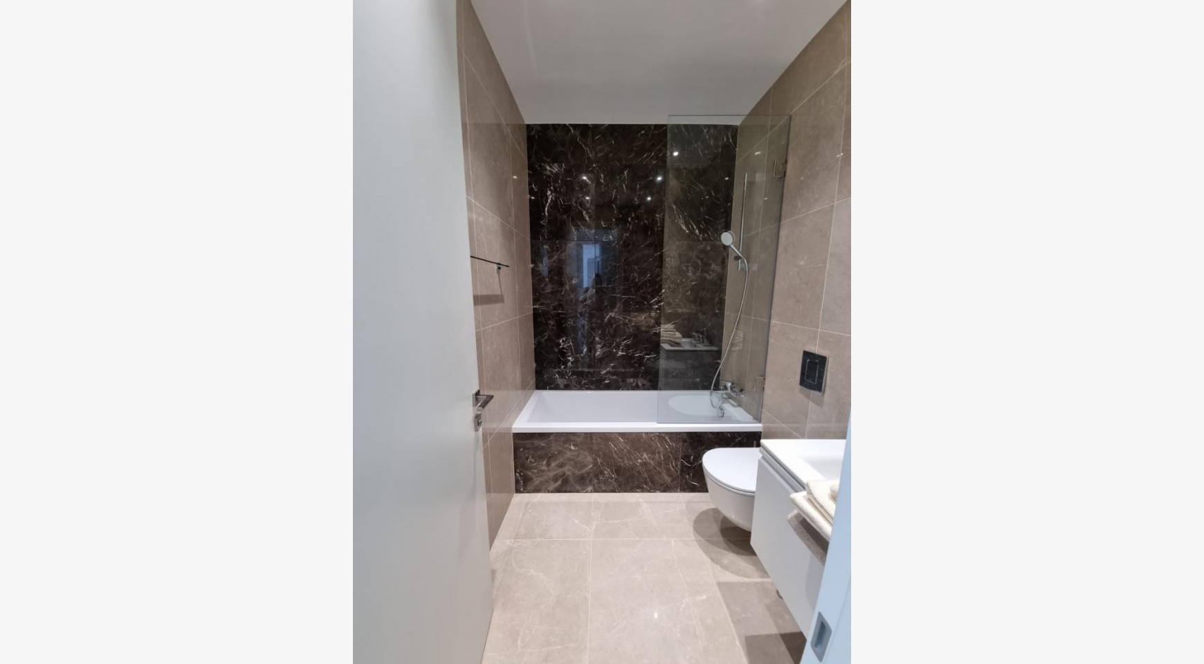 SKY TOWER, Apt. 403. 2 Bedroom Apartment within a  Premium Residential Complex near the Sea - 26