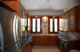 3 Bedroom Apartment in a Gated Complex by the Sea - 74